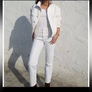 21. AGOLDE Cooper Cargo Jeans Milkshake White
Size 28